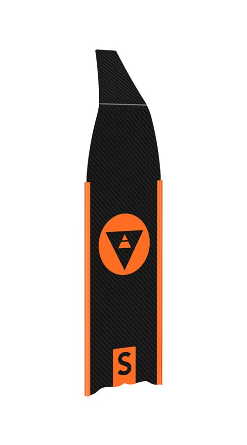 Alchemy S30 carbon fins (footpockets not included - for C4 250 or CETMA S-Wing pockets) - Image 2