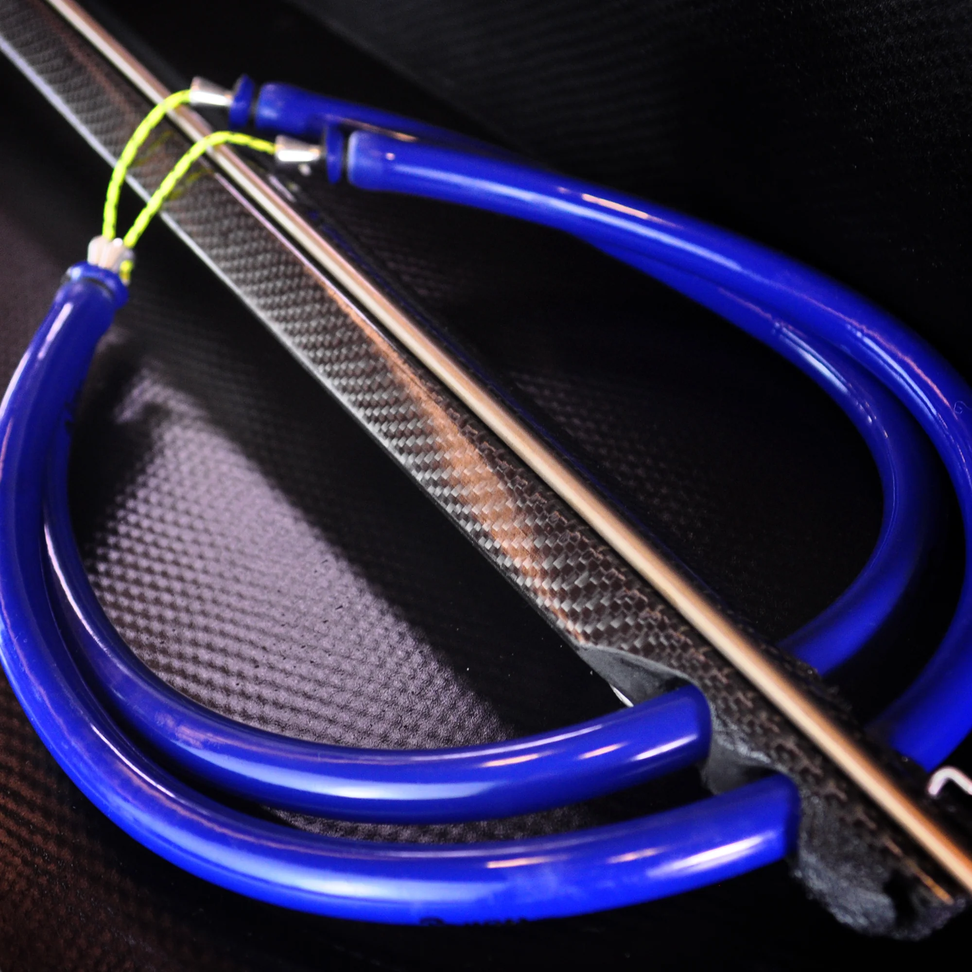 BleuTec Black Eyes Carbon Speargun - Image 2