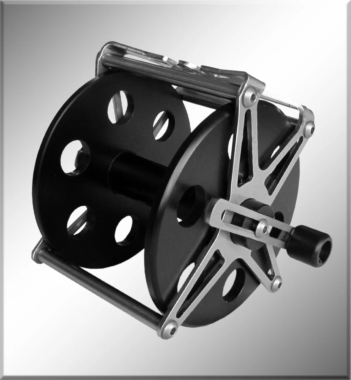 BleuTec Maena Speargun Reel - Image 2