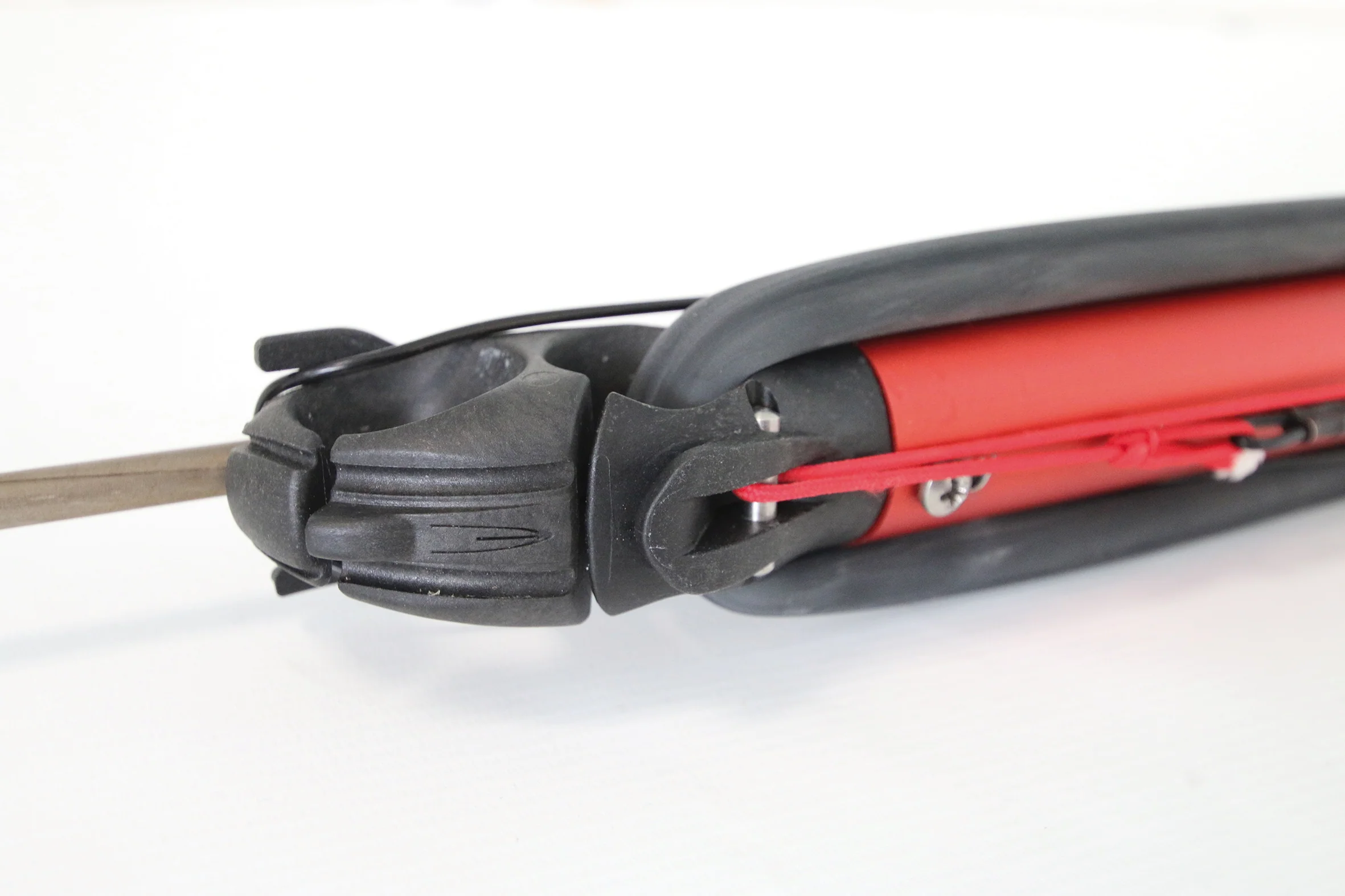 Epsealon Striker Speargun with Reel (No line) - Image 3